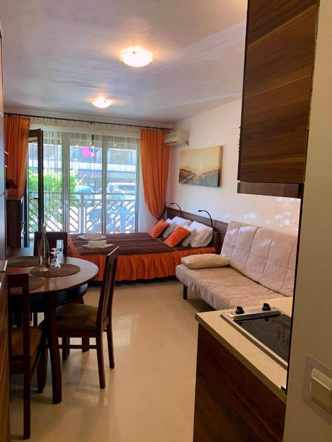 Apartmán Studio De Lux Primorsko Exteriér fotografie